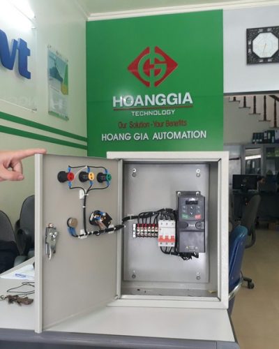 Công ty Tự động hóa Hoàng Gia đã có nhiều năm thiết kế lắp ráp tủ điều khiển có sử dụng biến tần INVT cho các ứng dụng trong nhiều máy móc, thiết bị.
