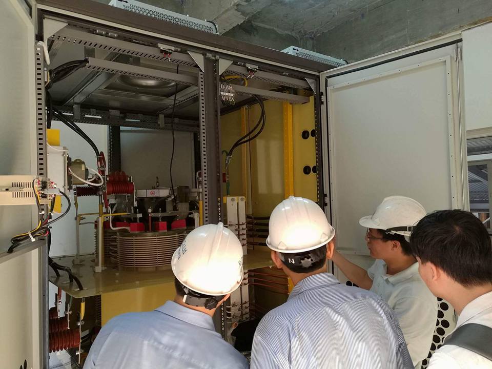 Hoàng Gia cung cấp Biến tần trung thế GD5000