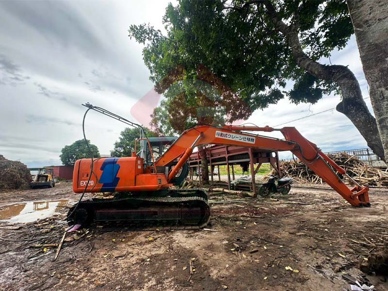 Biến tần GD200A cho máy xúc